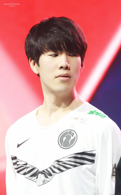 IG赛后群访：感觉Monki玩得有点急，看着有点送的感觉